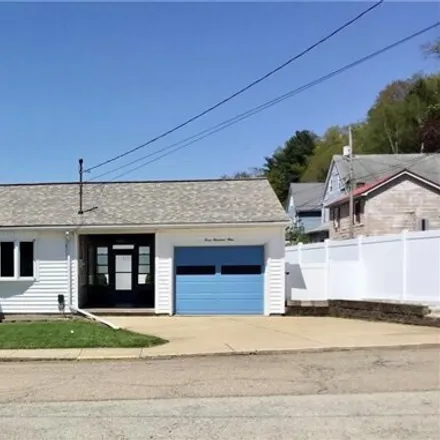 Image 1 - 1330 Johnston Avenue, Ewing, Kittanning, PA 16201, USA - House for sale