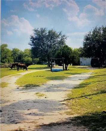 Buy this 4 bed house on 4718 Davis Road in Loma Chica Colonia, Hidalgo County