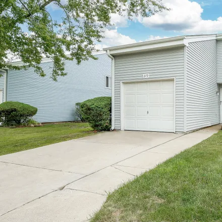 Image 1 - 277 Alpine Drive East, Glendale Heights, IL 60139, USA - Duplex for sale