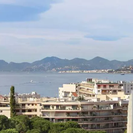 Buy this 2 bed apartment on 06160 Antibes