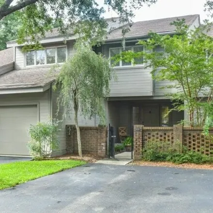 Rent this 3 bed house on Wappoo Creek Place in Charleston, SC 29412