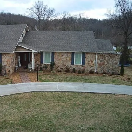 Buy this 3 bed house on 130 Mountain Road in Livingston, TN 38570