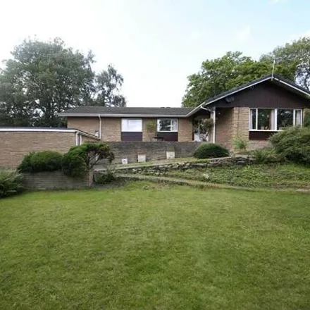 Rent this 5 bed house on Woodland Court in Ridgeway, Leeds