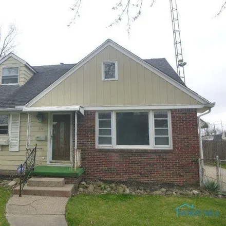 Buy this 3 bed house on 827 Bricker Avenue in Toledo, OH 43608