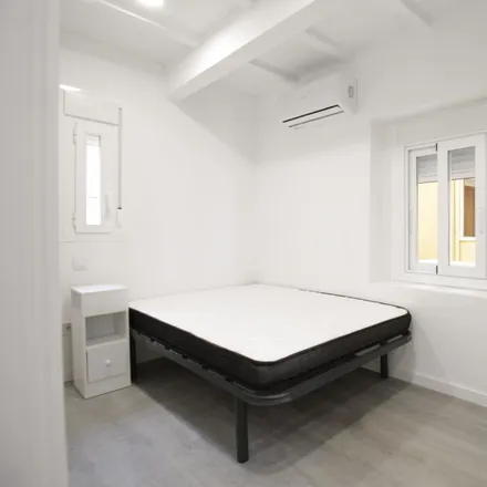 Rent this studio apartment on Madrid in Rubio y Galí-Aranjuez, Avenida del Doctor Federico Rubio y Galí