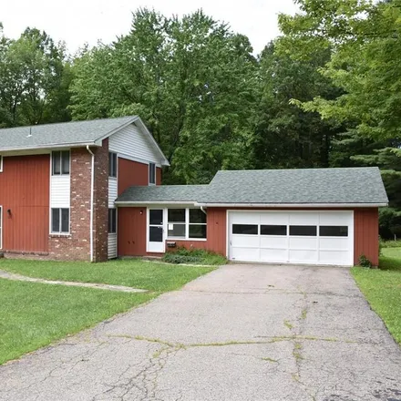 Buy this 5 bed house on 370 Jefferson Street in Meadville, PA 16335