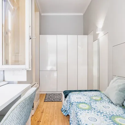 Rent this 1 bed apartment on Real Hamburgueria Portuguesa in Rua da Torrinha 134, 4050-609 Porto