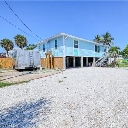 Image 6 - 140 Bay Mar Drive, Fort Myers Beach, Lee County, FL 33931, USA - House for sale