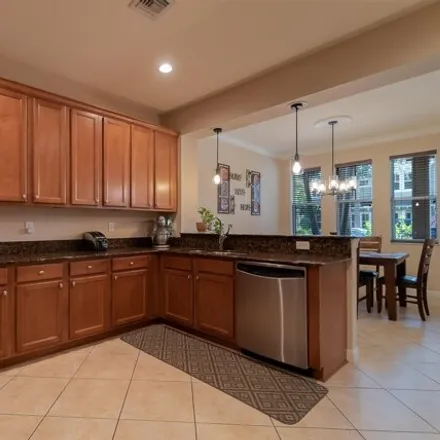 Image 7 - 735 Marina del Ray Lane, West Palm Beach, FL 33401, USA - Townhouse for sale