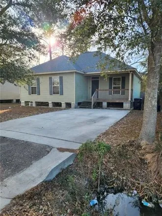 Buy this 3 bed house on 70493 8th Street in St. Tammany Parish, LA 70433