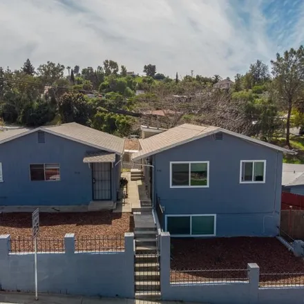Buy this 7 bed house on 550 Ritchey Street in San Diego, CA 92114