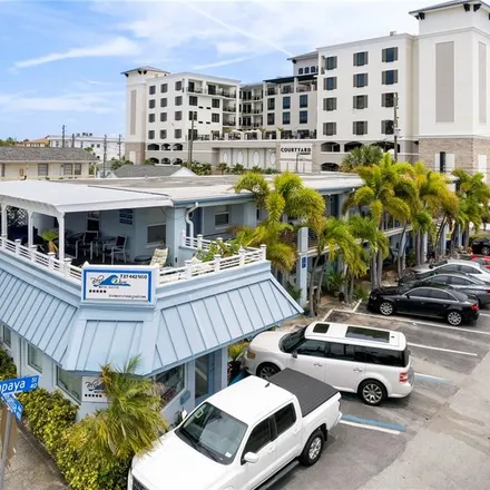 Buy this studio townhouse on Blue Wave Motel Suites in 440 East Shore Drive, Clearwater Beach