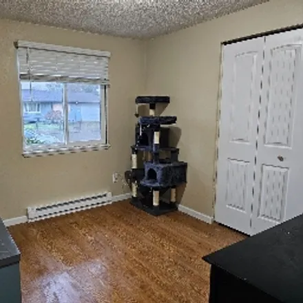 Rent this 1 bed room on 164 East Maple Street in Lebanon, OR 97355