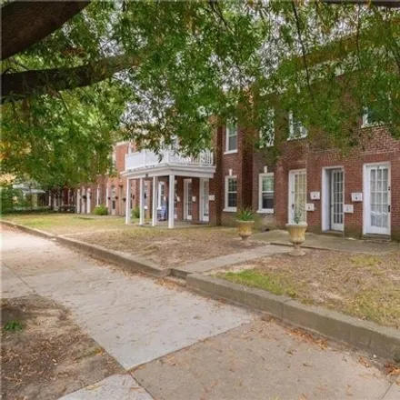 Rent this 1 bed apartment on 3029 Ellwood Avenue in Richmond, VA 23221