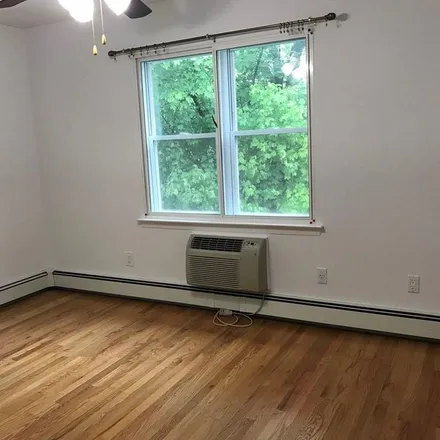 Rent this 2 bed apartment on 17 Broadway in Town/Village of Harrison, NY 10528