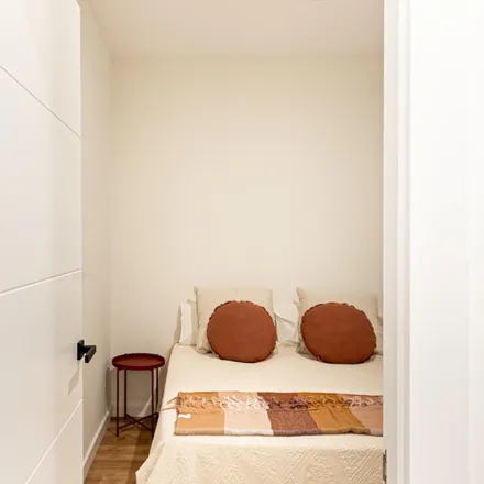 Image 2 - La Gilda, Carrer de Girona, 173, 08037 Barcelona, Spain - Apartment for rent