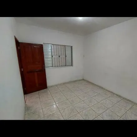 Rent this 2 bed house on Unidade Básica de Saúde Nair Spina Benedictis in Rua Oswaldo Cruz 1153, Oswaldo Cruz