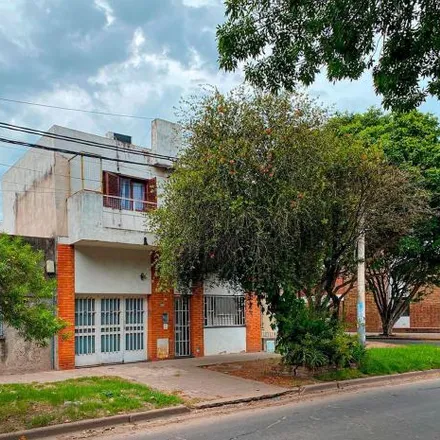 Buy this 3 bed house on Aaron Castellanos 2002 in Cinco Esquinas, Rosario