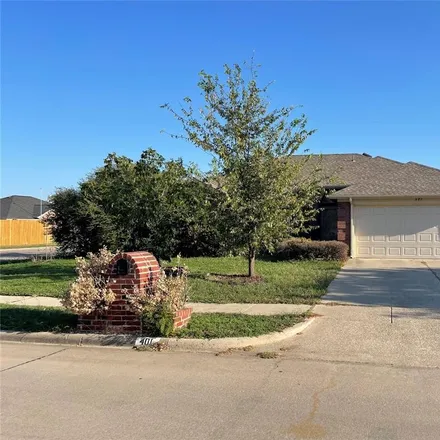 Buy this 3 bed house on 401 Willowstone Trail in Saginaw, TX 76179