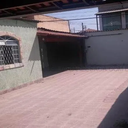 Buy this 2 bed house on Praça Doutor Paulo Pinheiro Chagas in Eldorado, Contagem - MG