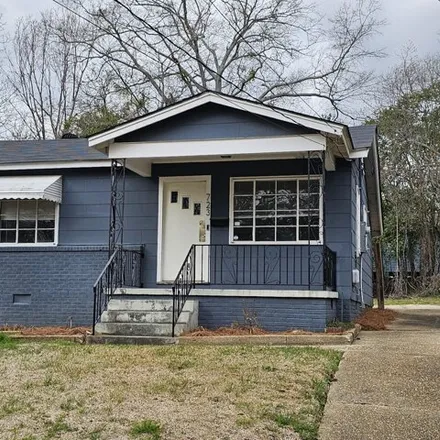 Buy this 2 bed house on 729 Lorraine Street in Jackson, MS 39202