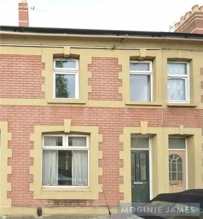 Buy this 2 bed townhouse on Allerton Street in Cardiff, CF11 6SB