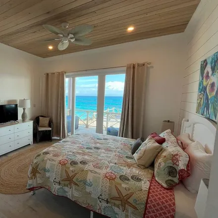 Rent this 4 bed house on Exuma
