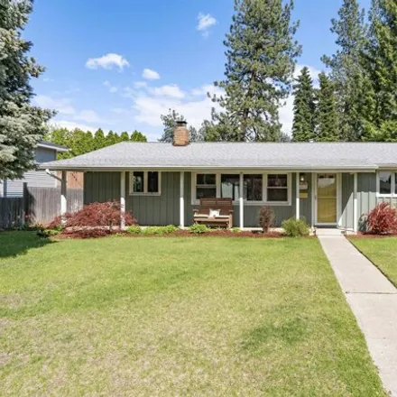 Buy this 3 bed house on 6556 North Whitehouse Street in Town and Country, Spokane County