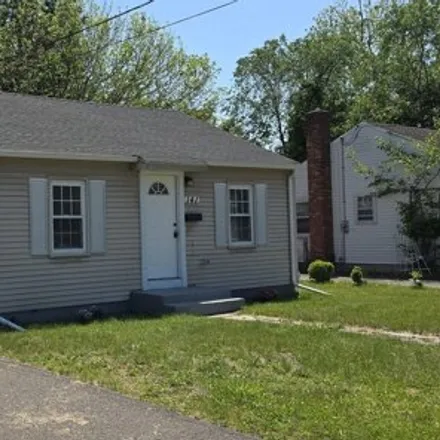 Buy this 2 bed house on 141 Sisson Street in East Hartford, CT 06118