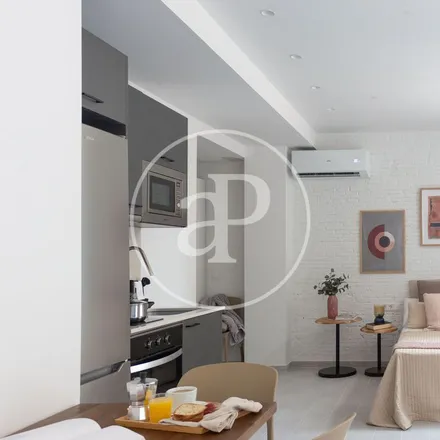 Rent this 1 bed apartment on Carrer de Na Vardera in 2, 46024 Valencia