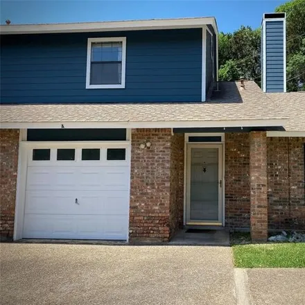 Rent this 3 bed condo on 6904 Thorncliffe Drive in Austin, TX 78731