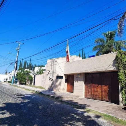 Buy this 5 bed house on Privada Lorenzo Barcelata in Los Pinos 2, 45239 Santa Ana Tepetitlán