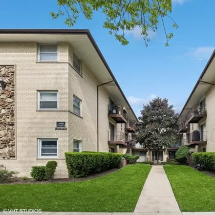Buy this 1 bed condo on 4233-4237 North Keeler Avenue in Chicago, IL 60630