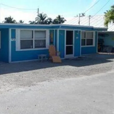 Buy this 2 bed house on 2683 Coco Plum Drive in Matlacha, Lee County