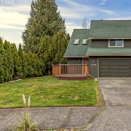 Buy this 3 bed house on 2009 Southeast Eagle Avenue in Gresham, OR 97080