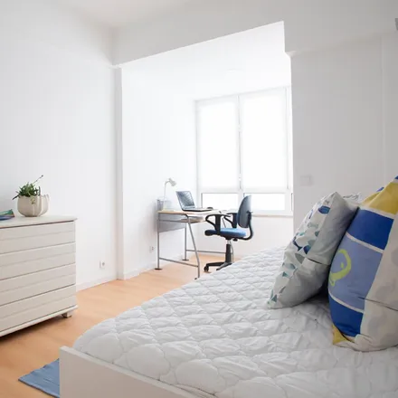 Rent this 2 bed apartment on Rua Eugénio dos Santos in 2780-105 Oeiras, Portugal