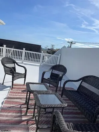 Image 2 - Peace Pie, 7307 Ventnor Avenue, Ventnor City, NJ 08406, USA - House for rent