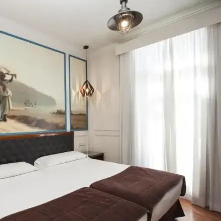 Rent this 1 bed room on Casual des las artes Valencia in Avinguda del Port, 39