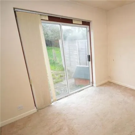 Image 7 - Limbury Mead Park, Westmorland Avenue, Luton, LU3 2PS, United Kingdom - Duplex for sale