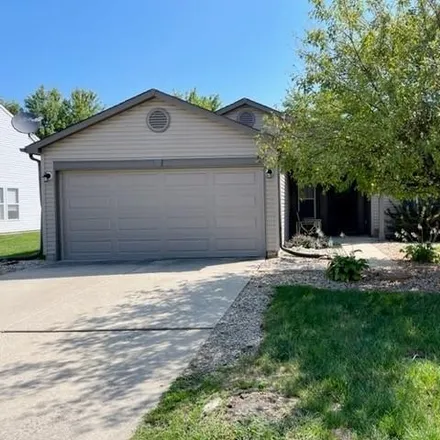 Image 1 - 901 Ginger Circle, Greenfield, IN 46140, USA - House for sale