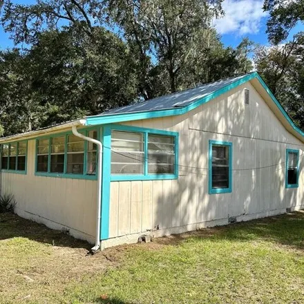 Image 3 - 301 Northeast 4th Street, Chiefland, Levy County, FL 32626, USA - House for sale