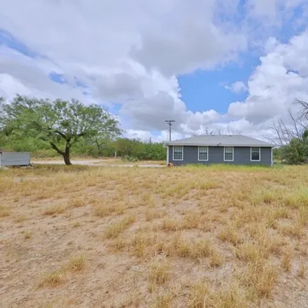 Image 6 - 361 San Antonio Avenue, Catarina, Dimmit County, TX 78836, USA - House for sale