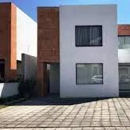 Buy this 3 bed house on Calle Cisnes in 54766 Cuautitlán Izcalli, MEX