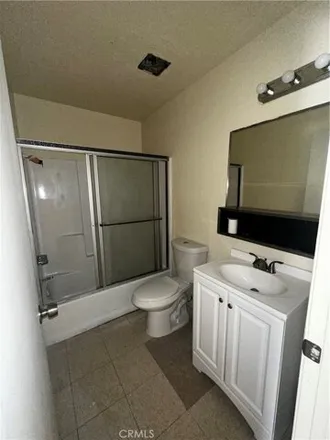 Image 6 - 11654 White Avenue, Adelanto, CA 92301, USA - Apartment for rent