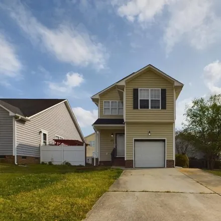 Rent this 3 bed house on 271 Pittsboro Street in Fuquay-Varina, NC 27526