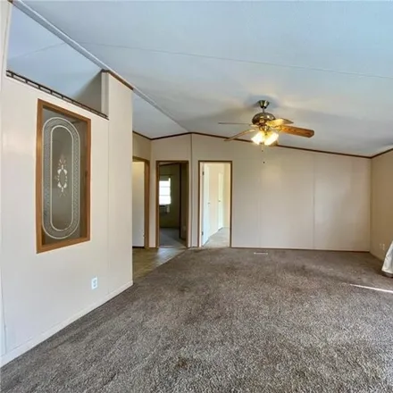 Image 6 - 247 East Denton Street, Bremond, Robertson County, TX 76629, USA - Apartment for sale