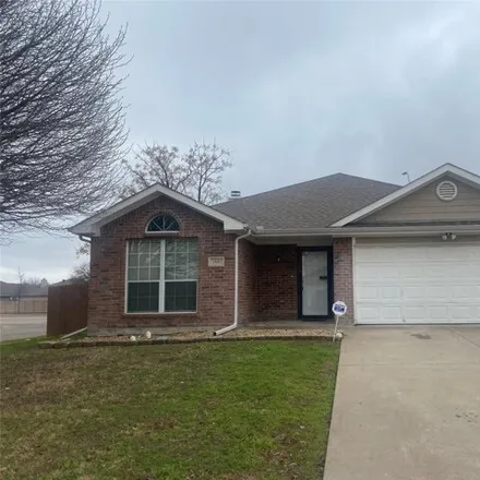 Rent this 3 bed house on 1043 Castille Drive in Lakeview, Grand Prairie