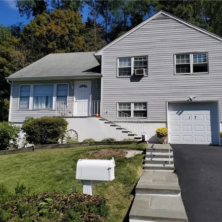 Buy this 4 bed house on 5 Montrose Avenue in Bronxville Heights, City of Yonkers