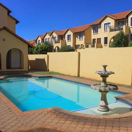 Image 4 - Apiesdoring Street, Sundowner, Randburg, 2169, South Africa - Apartment for rent