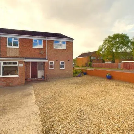 Buy this 5 bed house on Dunlin Close in Gloucester, GL2 4GS